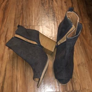 CR open toe suede booties
